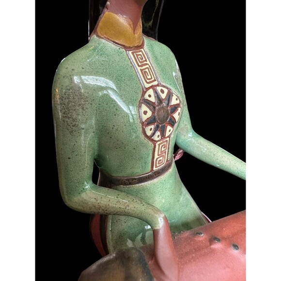 Gom Viet Fine Arts Terracotta Art Deco Elegant Vietnamese Sculpture, 9”H x 5” - Picture 11 of 12